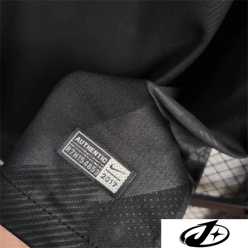 17/18 Retro PSG Black 2 Away Jersey - Image 7