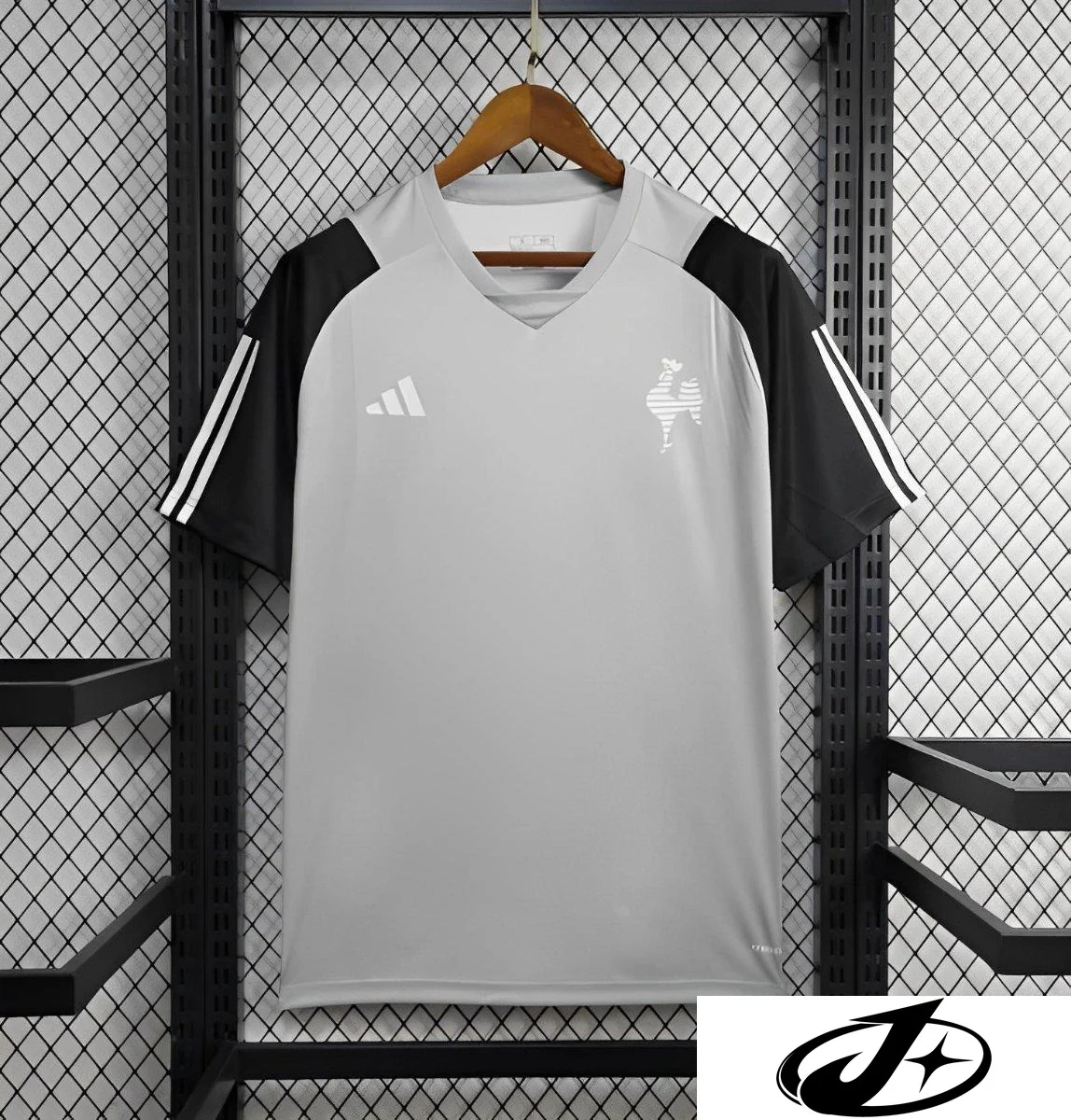 24/25 Atletico Mineiro Grey/Black Training Jersey - Image 2