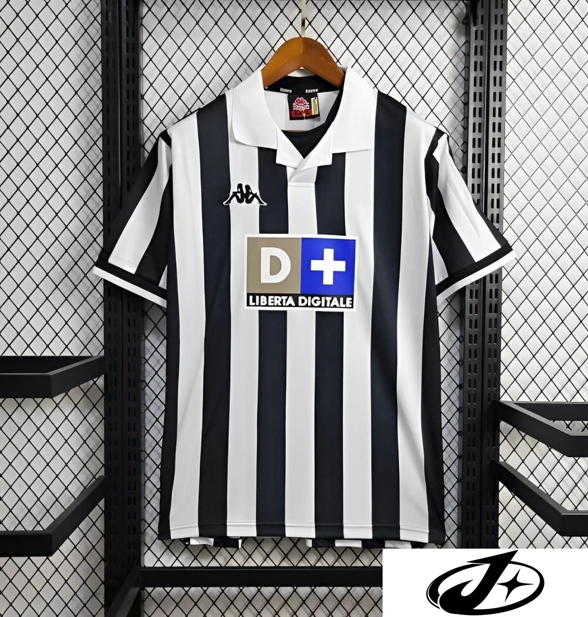 Retro 1998/99 Juventus Home Jersey