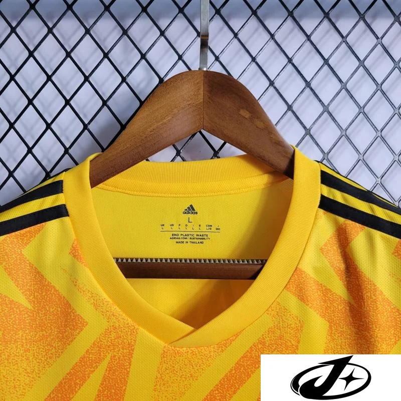 22/23 Benfica Away Soccer Jersey - Image 9