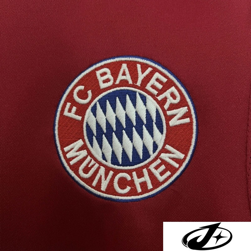 03/04 Retro Bayern Munich Home Jersey - Image 6