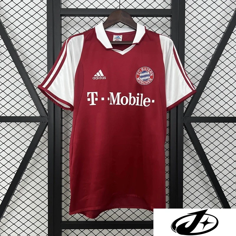 03/04 Retro Bayern Munich Home Jersey - Image 3